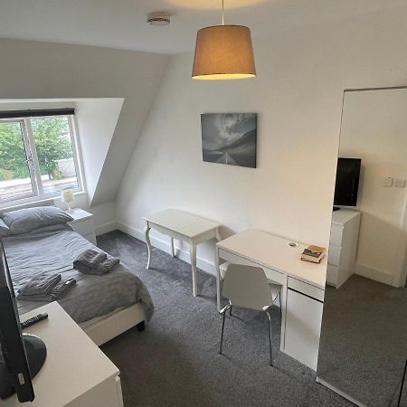 2 Bedroom 2 Bathroom Apartment 8 Including Free Parking 브롬리 외부 사진
