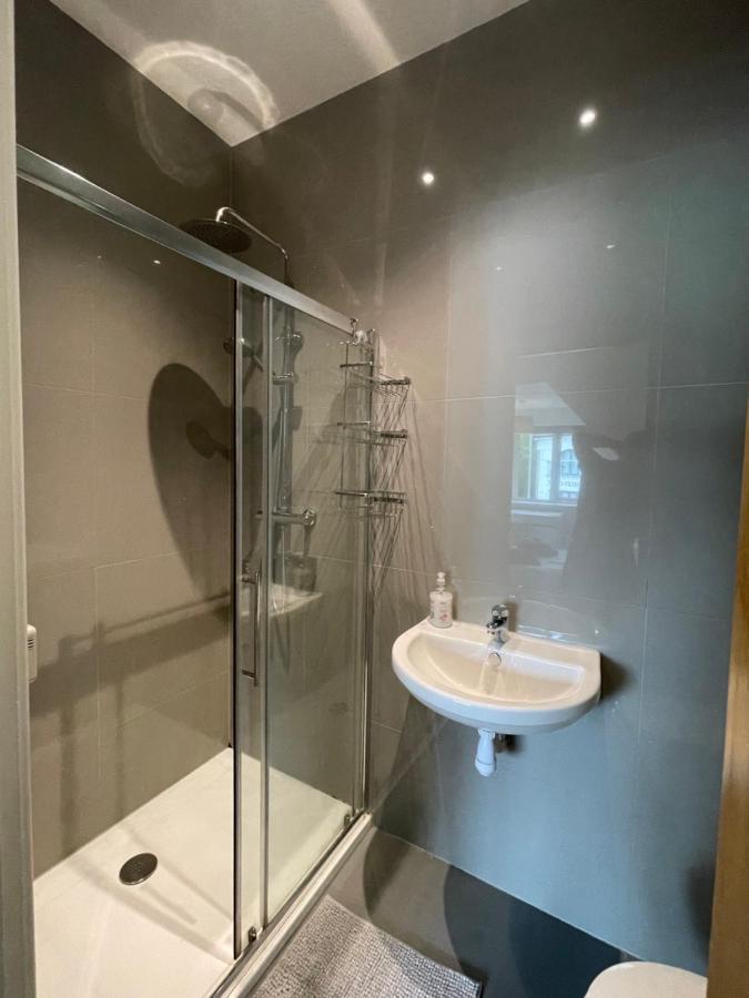 2 Bedroom 2 Bathroom Apartment 8 Including Free Parking 브롬리 외부 사진